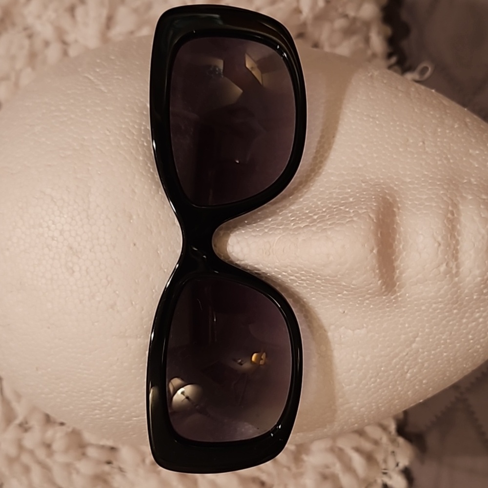 Michael Kors Sunglasses - Picture 2 of 15